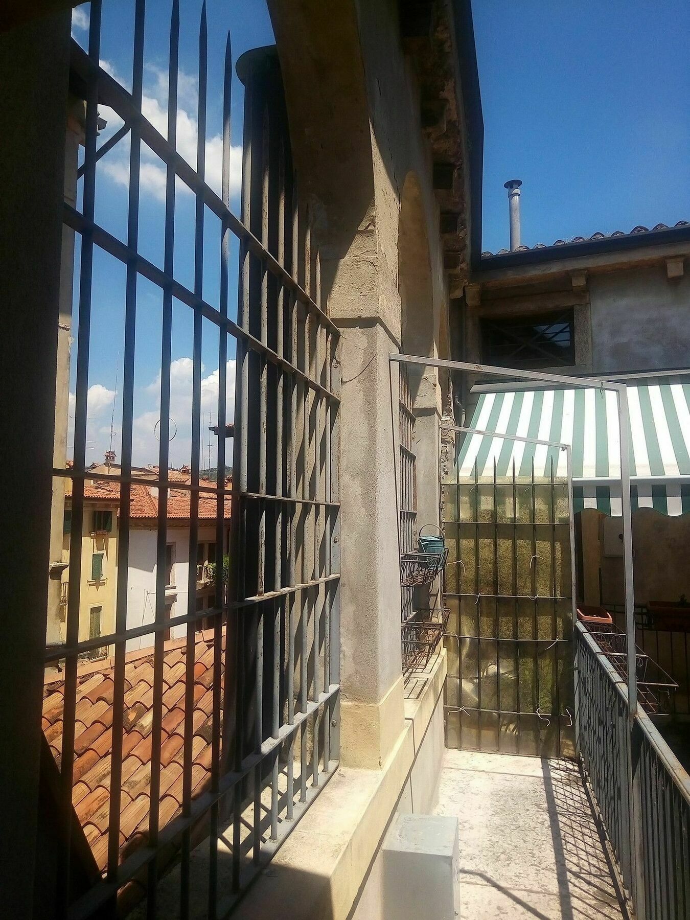 Palazzo Camozzini Apartments Верона Екстер'єр фото
